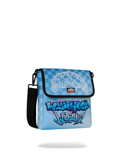 SPRAYGROUND® SLING WYNWOOD WALLS COLLAB MURAL MUSEUM MESSENGER SLING